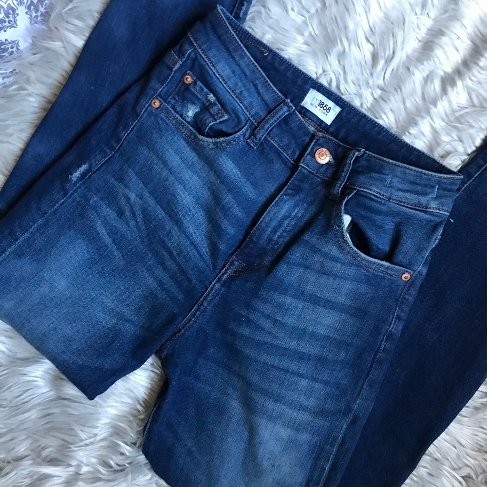 Women Highrise denim slim straight jeans - Picture 2 of 6